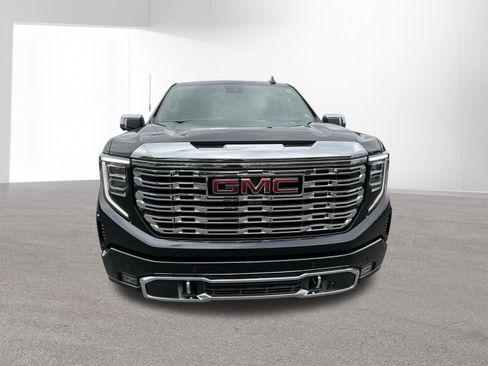 New 2026 GMC Sierra 1500 Denali w/ Denali Reserve Package AWD/4WD image 8
