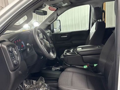 Used 2024 Chevrolet Silverado 2500 W/T w/ WT Convenience Package image 6