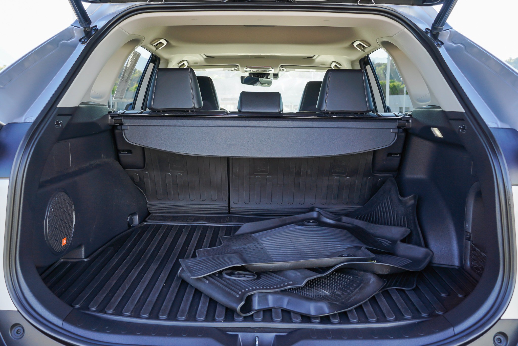 Certified 2023 Toyota RAV4 Limited AWD/4WD image 14