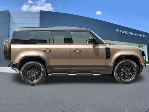 New 2026 Land Rover Defender 110 X-Dynamic SE AWD/4WD image 8