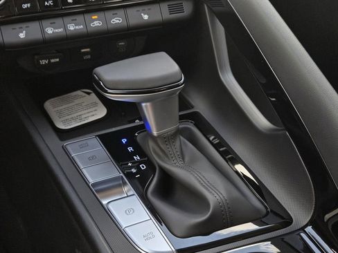 New 2026 Hyundai Elantra Limited FWD image 15