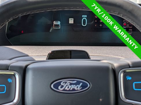 Certified 2025 Ford Expedition Max Platinum w/ Driver's Package AWD/4WD image 31