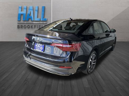 Certified 2024 Volkswagen Jetta Sport image 6