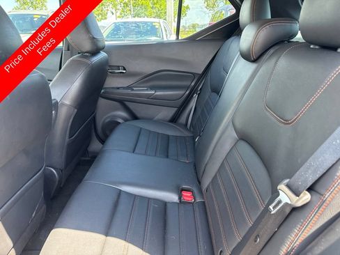 Used 2019 Nissan Kicks SR w/ SR Premium Package FWD image 11