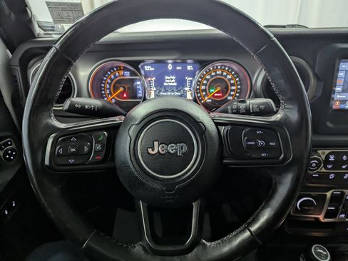 Used 2020 Jeep Wrangler Unlimited Sport S AWD/4WD image 17