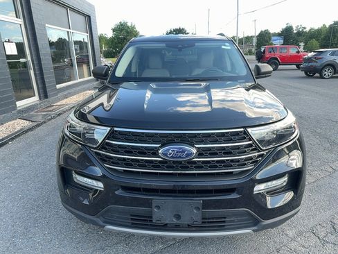 Used 2020 Ford Explorer XLT w/ Equipment Group 202A AWD/4WD image 7