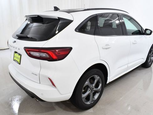 Used 2023 Ford Escape ST-Line w/ Tech Pack #1 image 11