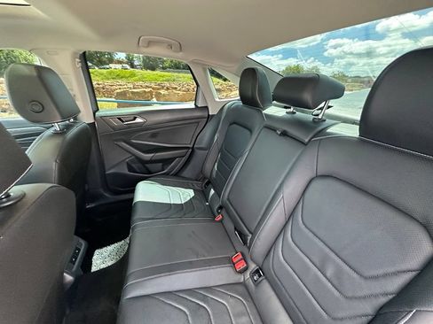 Used 2024 Volkswagen Jetta SEL FWD image 19