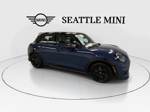 New 2026 MINI Cooper S image 13