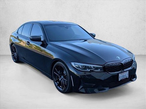 Used 2020 BMW 330i Sedan w/ Convenience Package RWD image 3