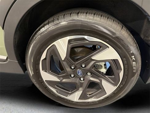 Certified 2025 Subaru Crosstrek 2.5i Limited w/ Popular Package #4A image 35