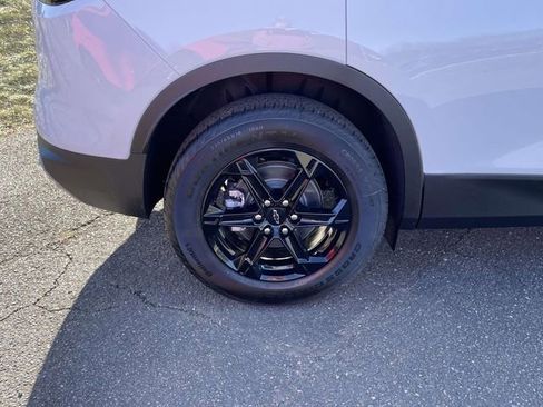 New 2026 Chevrolet Blazer LT w/ Convenience Package AWD/4WD image 9