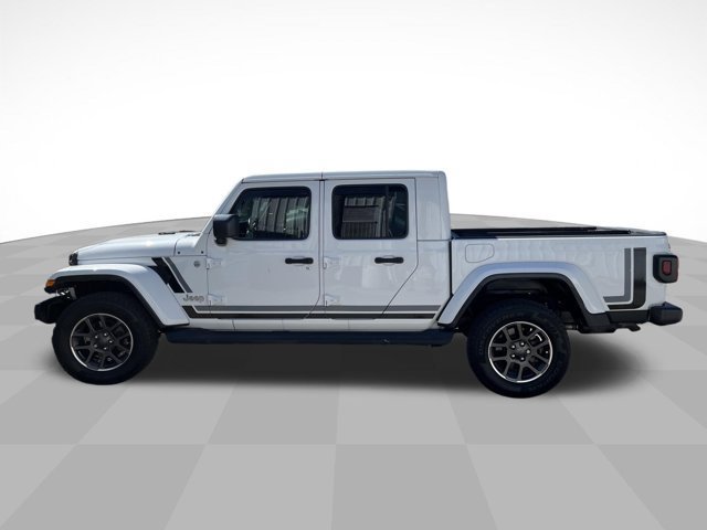 Used 2020 Jeep Gladiator Overland AWD/4WD image 2