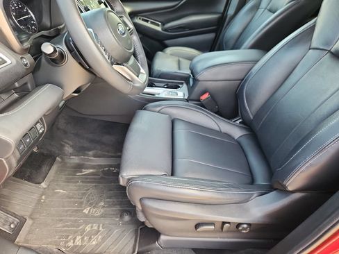 Used 2023 Subaru Ascent Touring AWD/4WD image 8