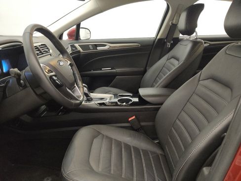 Used 2013 Ford Fusion Energi SE image 17