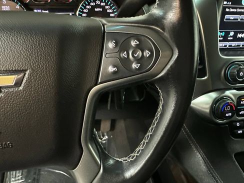 Used 2019 Chevrolet Tahoe LS AWD/4WD image 15