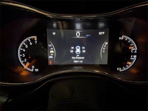 Used 2019 Jeep Grand Cherokee Limited image 15