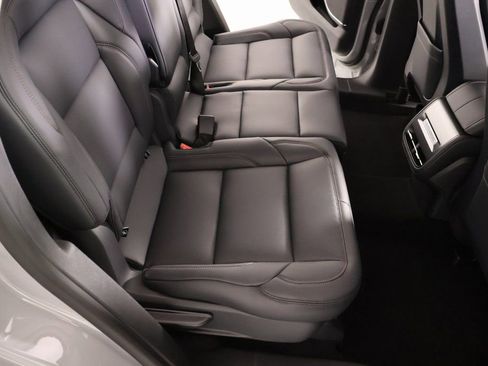 New 2026 Lincoln Nautilus Premier AWD/4WD image 14