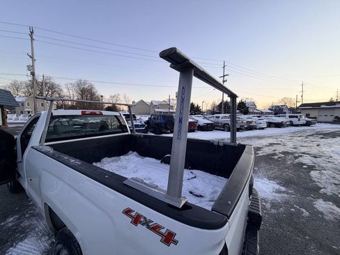 Used 2017 Chevrolet Silverado 1500 W/T w/ Trailering Package image 42