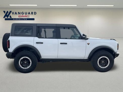 Used 2021 Ford Bronco Badlands image 10