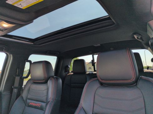 Used 2025 Nissan Frontier PRO-4X w/ Pro Premium Package AWD/4WD image 29