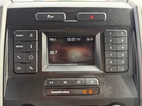 Used 2022 Ford F250 XL w/ Power Equipment Group RWD image 18