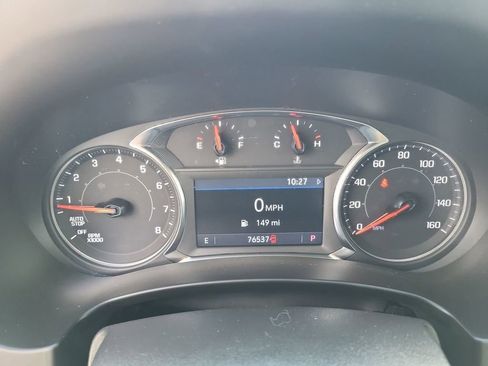 Used 2024 GMC Terrain SLT FWD image 10