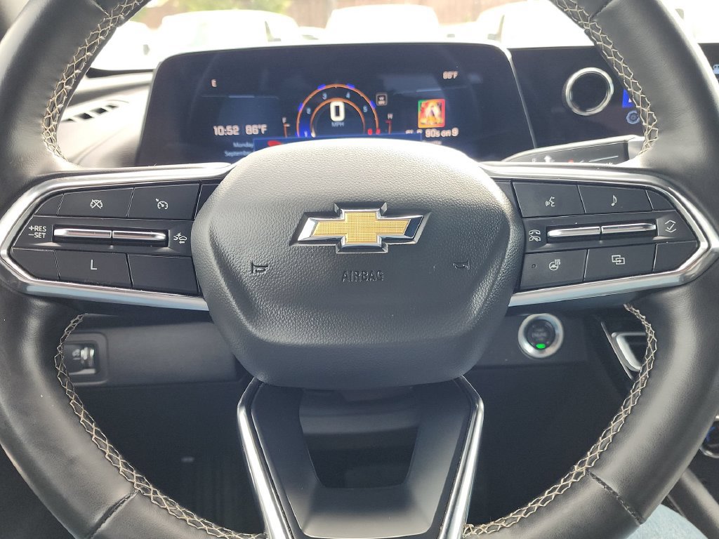 Used 2024 Chevrolet Traverse LT FWD image 14