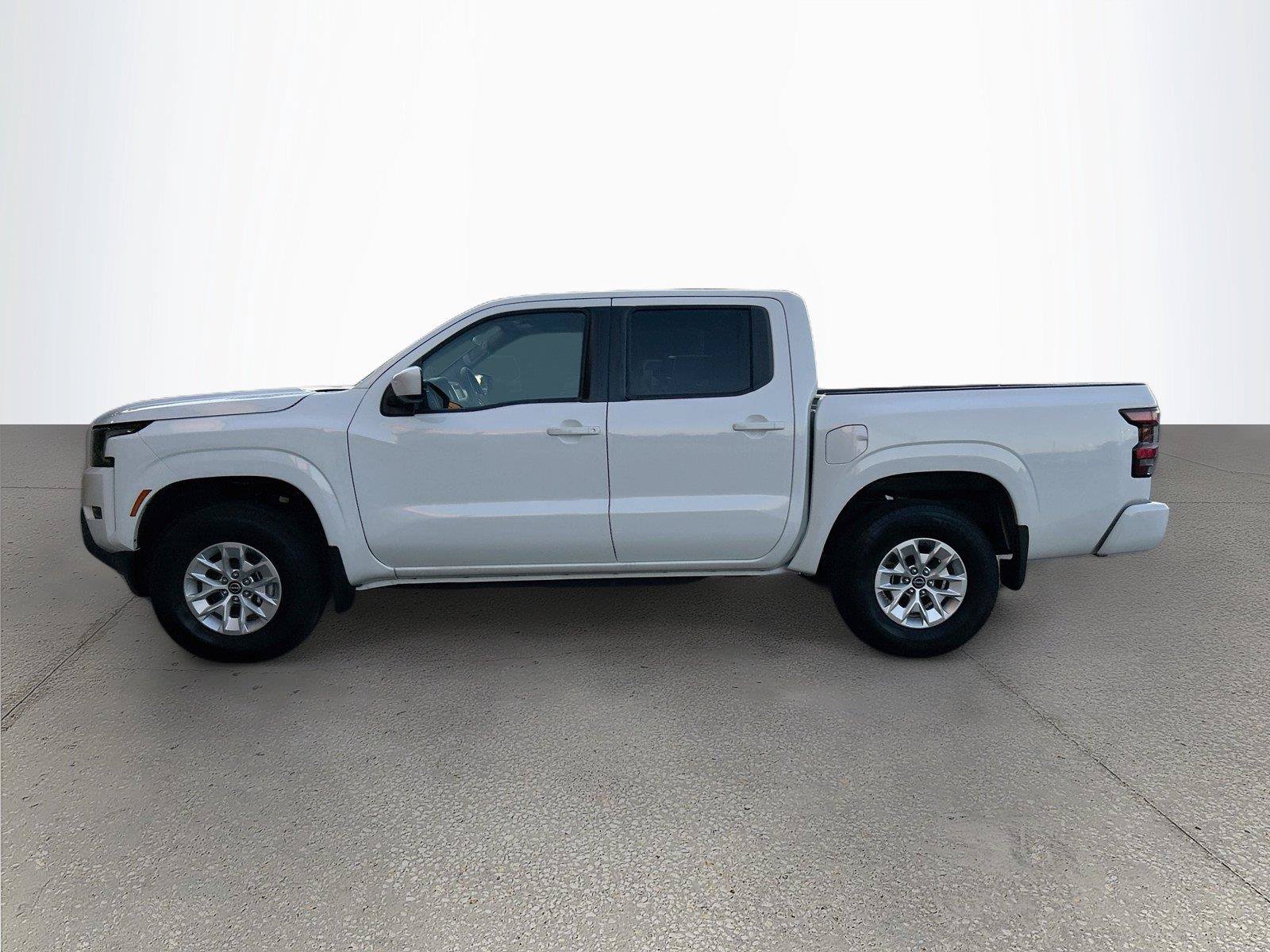 Used 2024 Nissan Frontier SV AWD/4WD image 7