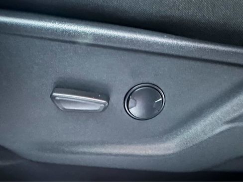 New 2025 Ford F350 XLT image 17