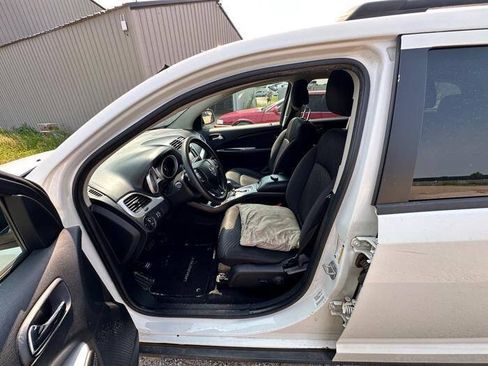 Used 2015 Dodge Journey SXT w/ Flexible Seating Group AWD/4WD image 18