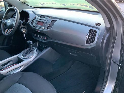 Used 2016 Kia Sportage LX image 19