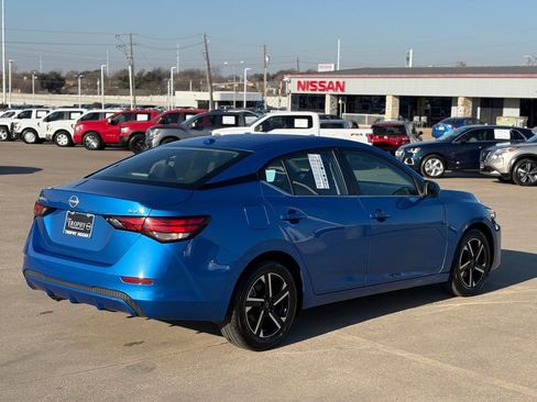 Certified 2024 Nissan Sentra SV image 7