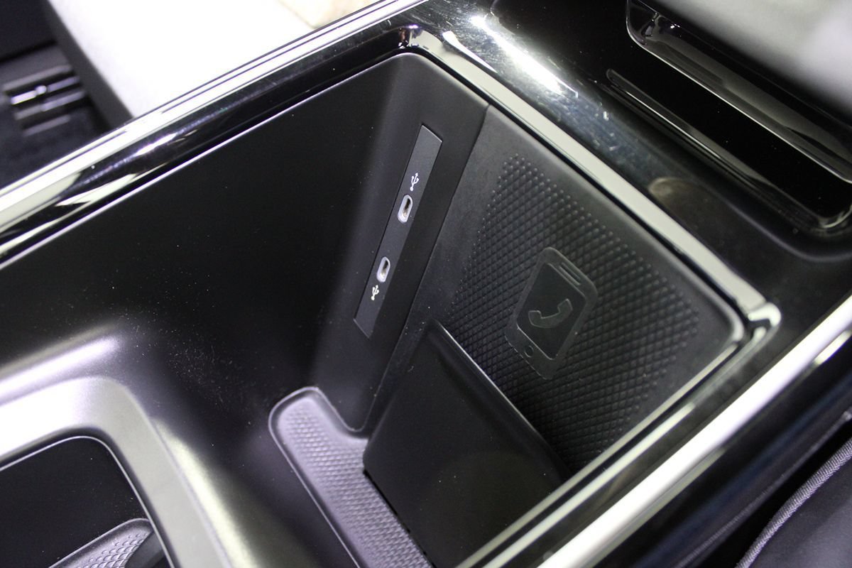 Used 2024 Volkswagen ID.4 2WD image 22