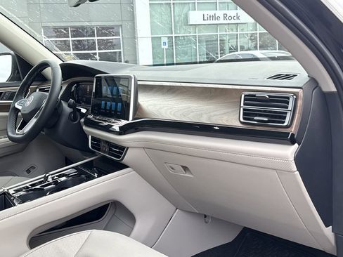 New 2026 Volkswagen Atlas SE image 23