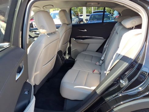 Certified 2023 Cadillac XT4 Luxury w/ Cold Weather Package FWD image 15