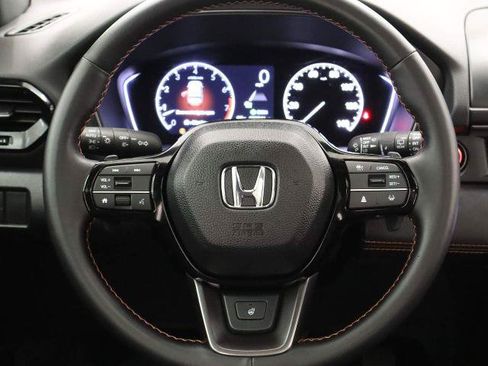 Used 2025 Honda Pilot TrailSport image 18
