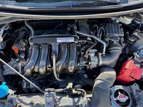 Used 2015 Honda Fit EX image 38