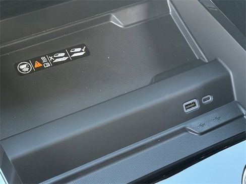 New 2026 Chevrolet Tahoe High Country image 18