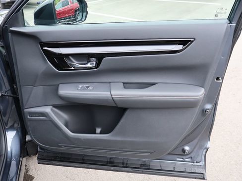 Certified 2026 Honda CR-V Sport Touring image 11