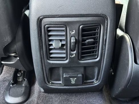 Used 2017 Jeep Grand Cherokee Altitude AWD/4WD image 34