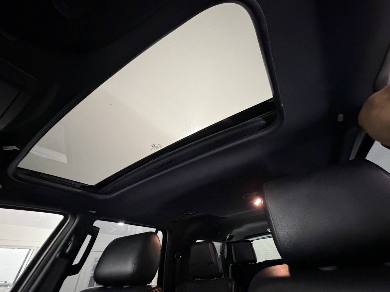 Used 2017 Lincoln Navigator L Select AWD/4WD image 22
