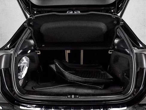 Certified 2025 Mercedes-Benz GLA 250 4MATIC image 6