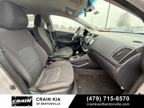 Used 2017 Kia Rio LX w/ Power Package image 29