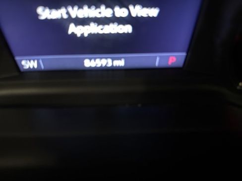 Used 2021 Chevrolet Silverado 1500 LT Trail Boss w/ Convenience Package II image 8