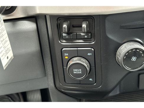 Used 2025 Ford F250 XLT image 23