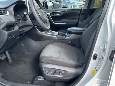 Used 2024 Toyota RAV4 XLE image 10