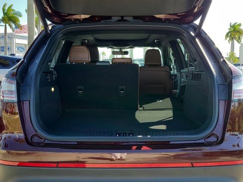 Certified 2022 Lincoln Nautilus Reserve w/ Equipment Group 201A image 12