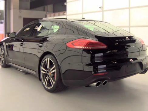 Used 2015 Porsche Panamera 4 AWD/4WD image 7