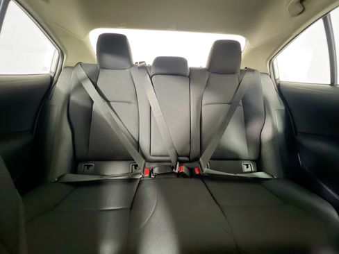 Used 2025 Toyota Corolla LE FWD image 31
